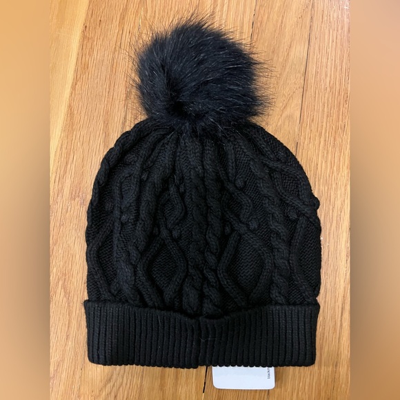 BlackMilk OSFA Pom-pom Christmas Beanie Knit Hat - Picture 6 of 8